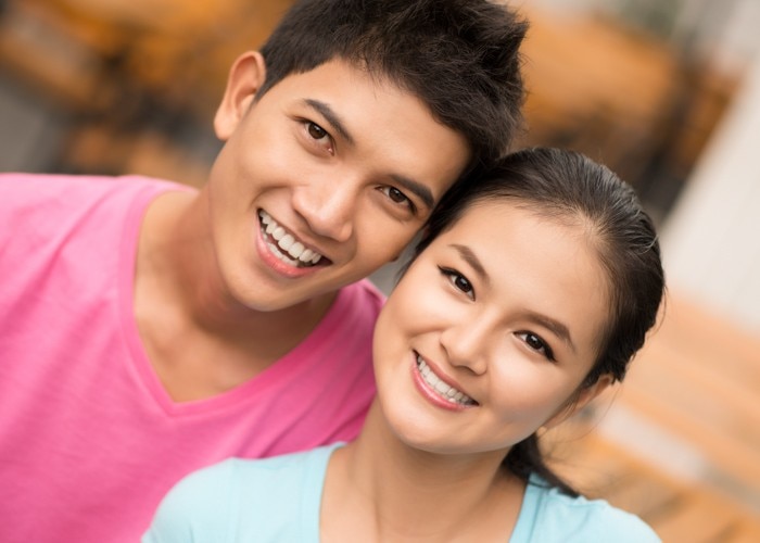 asian woman smiling on date